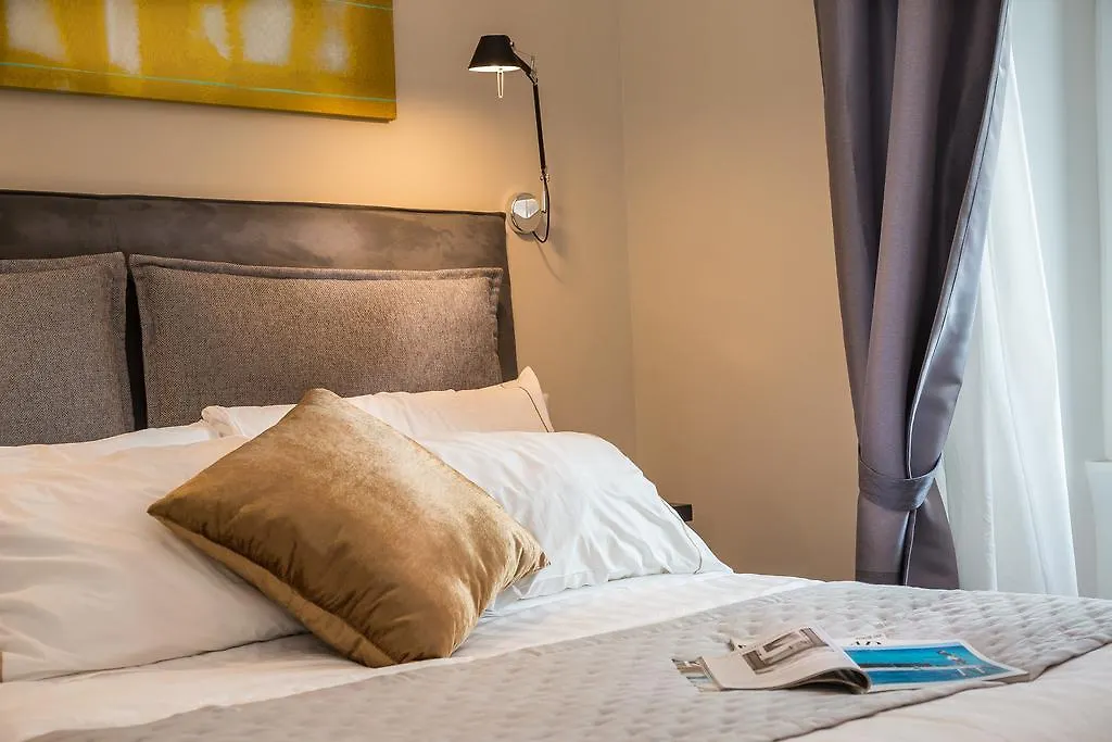 Palazzo Baj In Trastevere Rome Guest house